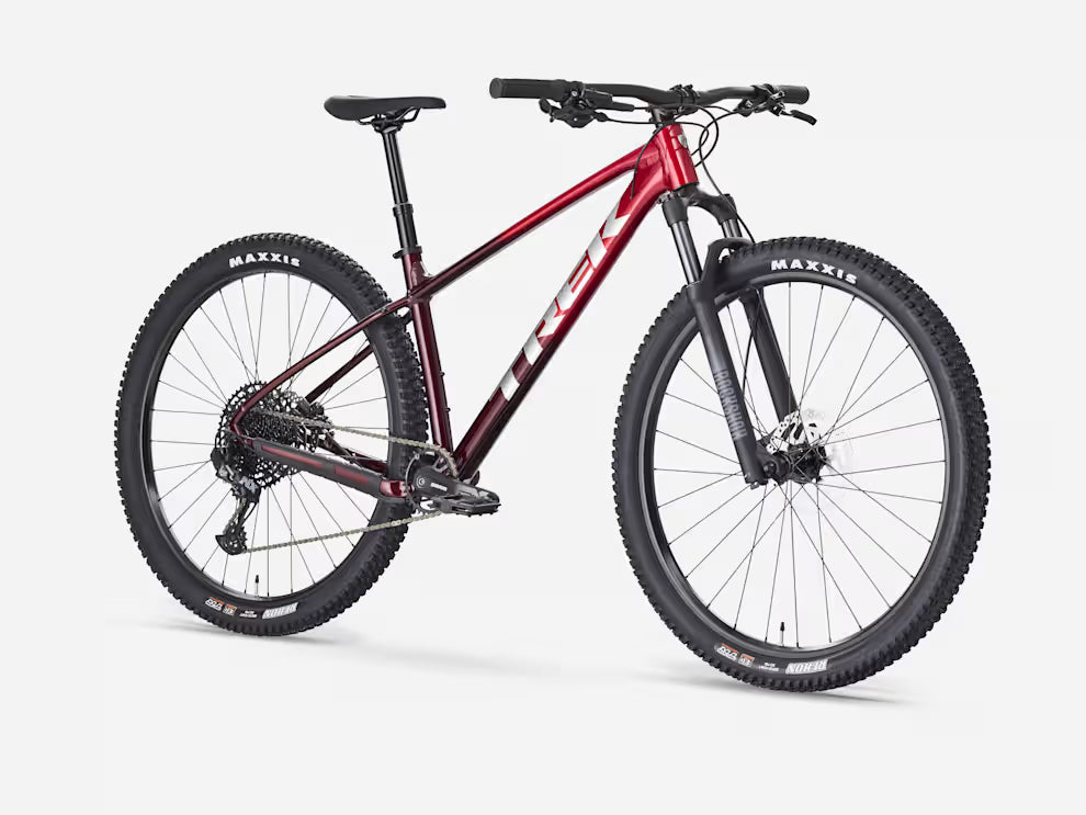 Trek Marlin 7 Gen 3 - Fury Red Fade